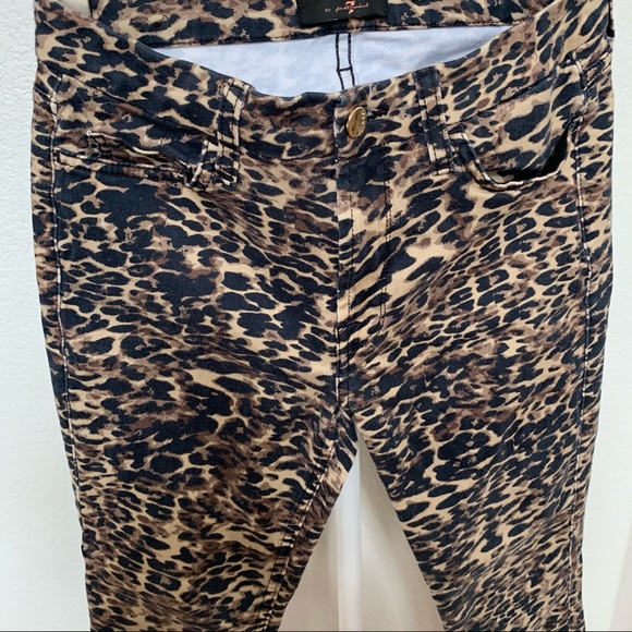 JEN7 Leopard Print Stretch Ankle Skinny Jean - Picture 7 of 12